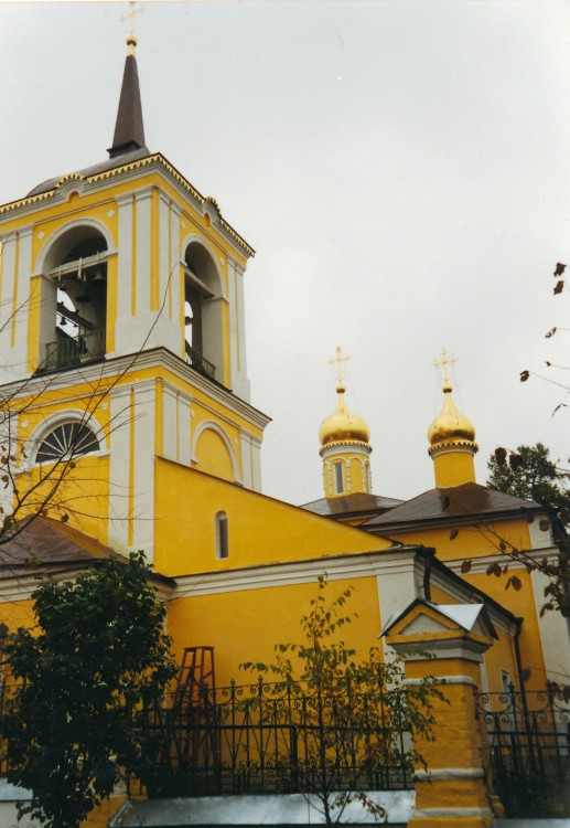 Церковь Рождества Христова, Осташково (Мытищинский городской округ и гг. Долгопрудный, Лобня, Московская область). фасады