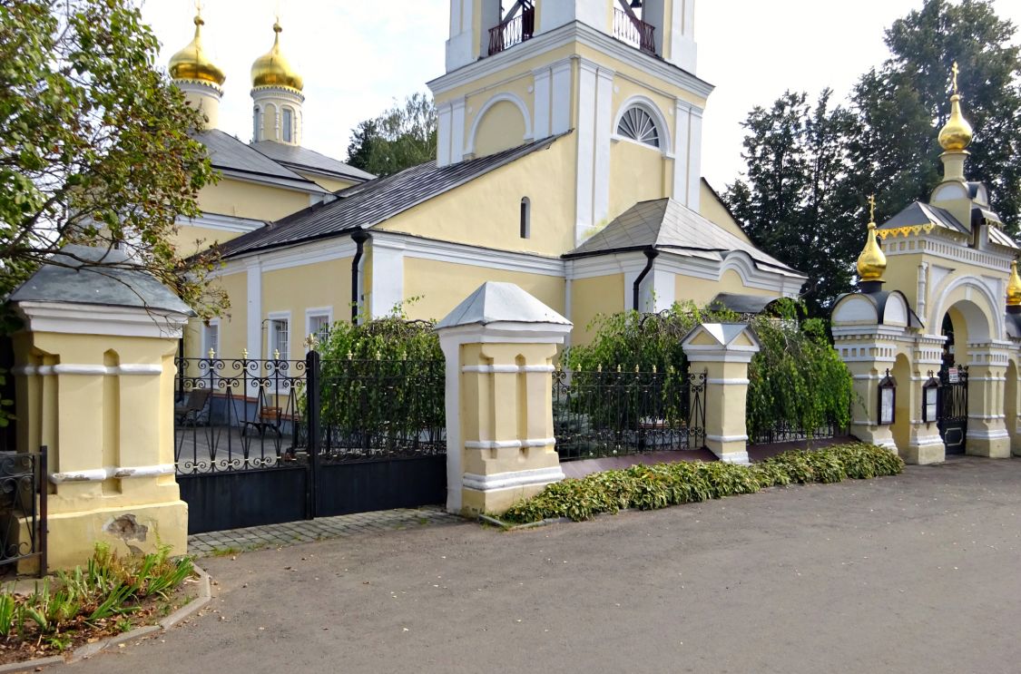 Церковь Рождества Христова, Осташково (Мытищинский городской округ и гг. Долгопрудный, Лобня, Московская область). фасады