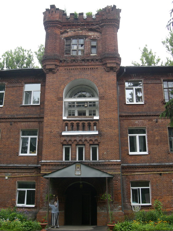 Церковь Спаса Нерукотворного Образа (домовая), Здравница (Мытищинский городской округ и гг. Долгопрудный, Лобня, Московская область). фасады