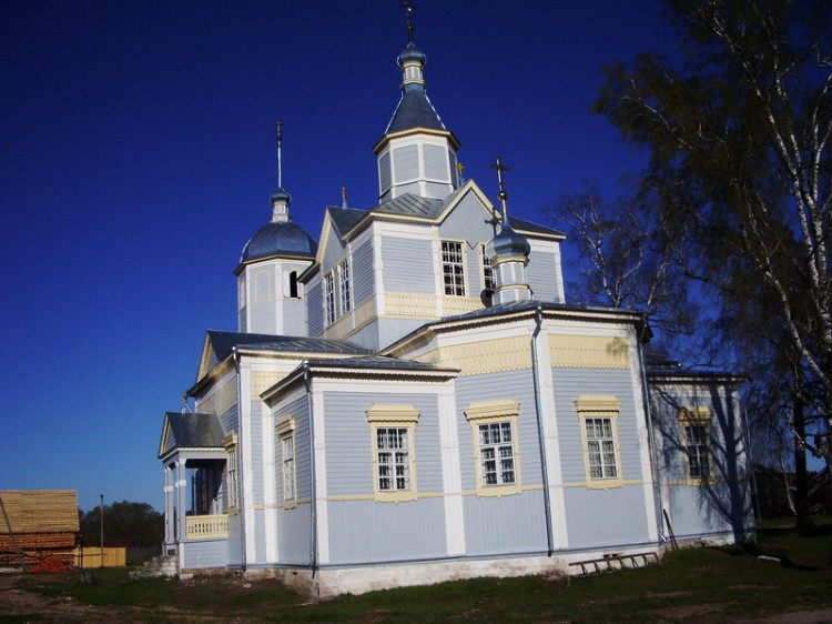 Китово. Церковь Троицы Живоначальной. фасады