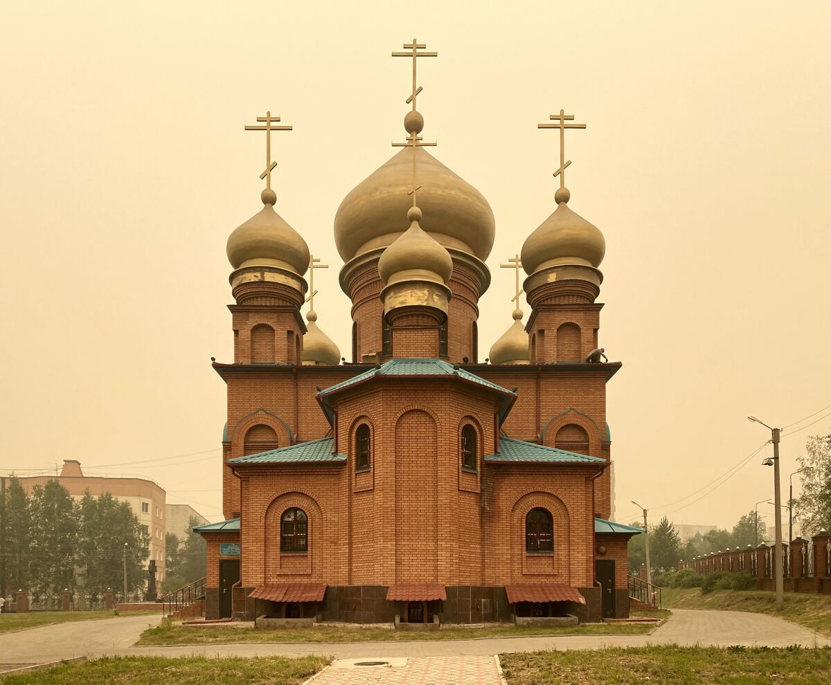 Кафедральный собор Троицы Живоначальной, Тында (Тындинский район и г. Тында, Амурская область). фасады, Вид с востока