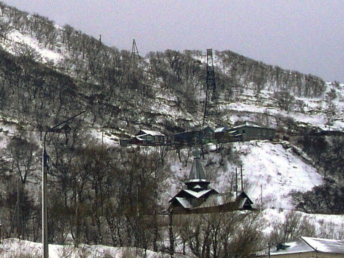 Церковь Рождества Пресвятой Богородицы, Невельск (Невельск, город, Сахалинская область). общий вид в ландшафте