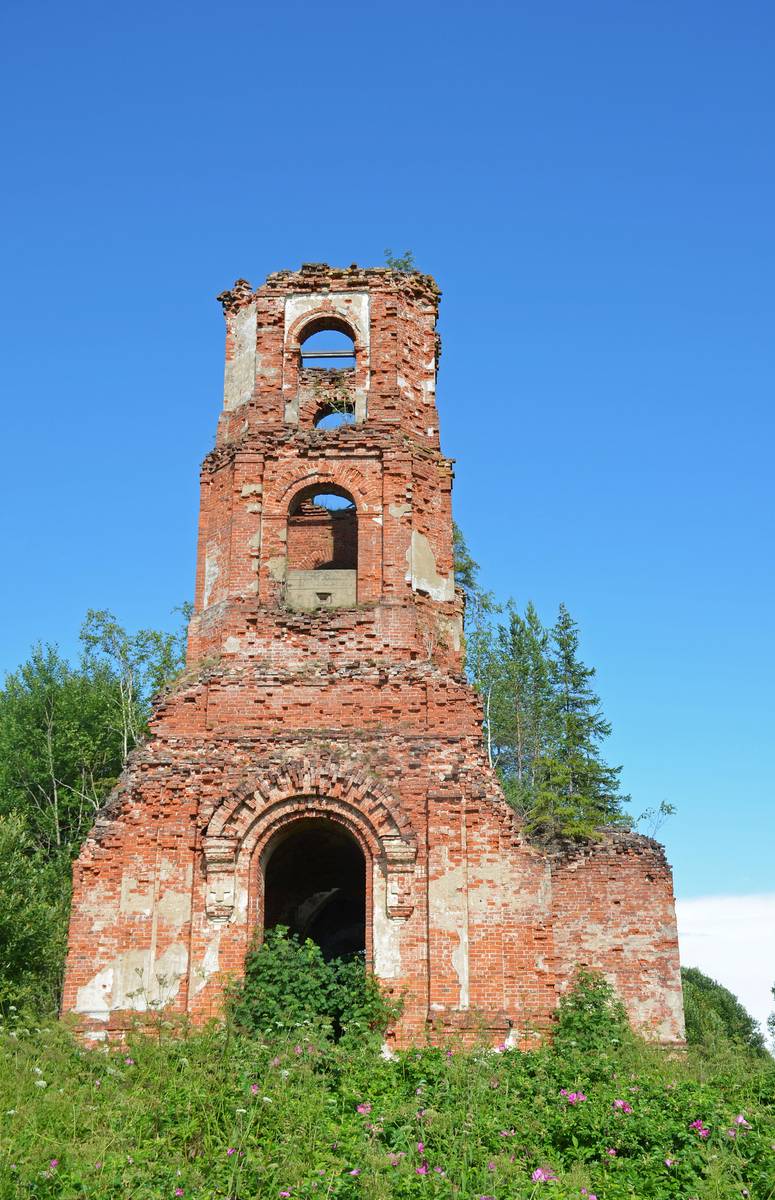 Церковь Казанской иконы Божией Матери, Русские Новики (Валдайский район, Новгородская область). фасады
