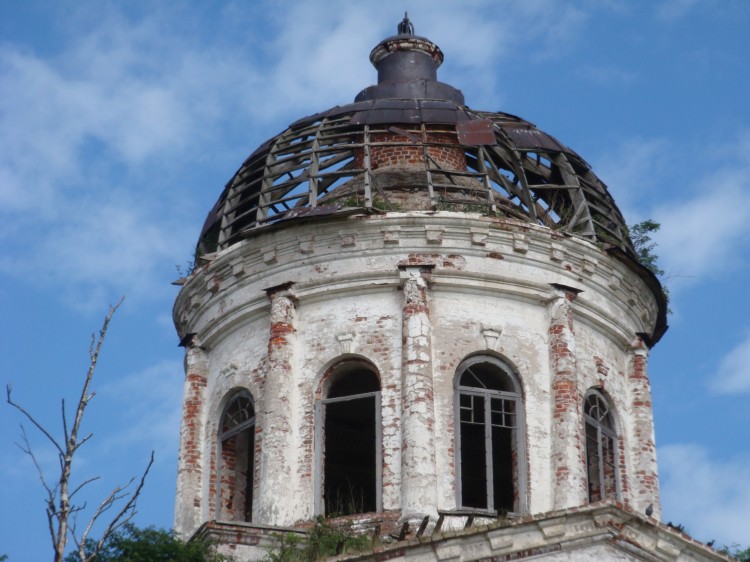 Церковь Космы и Дамиана, Кемцы (Бологовский район, Тверская область). архитектурные детали