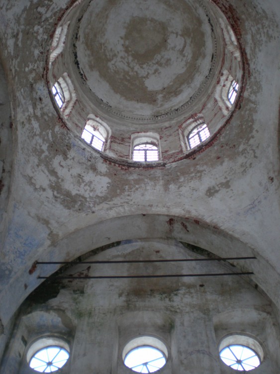 Церковь Космы и Дамиана, Кемцы (Бологовский район, Тверская область). интерьер и убранство
