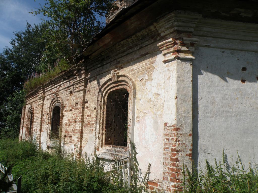 Церковь Успения Пресвятой Богородицы, Щучье (Осташковский городской округ, Тверская область). архитектурные детали