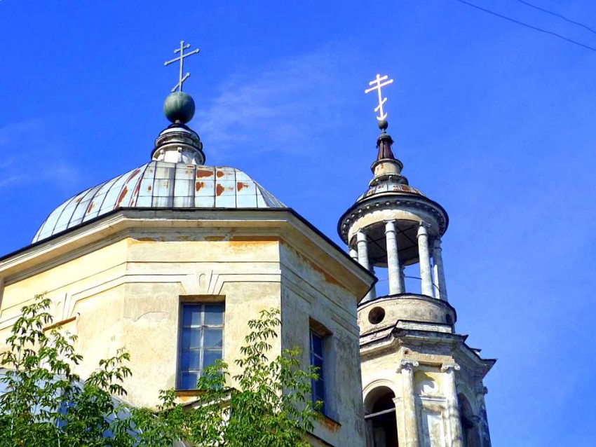 Церковь Климента Папы Римского, Торжок (Торжокский район и г. Торжок, Тверская область). архитектурные детали, Купол церкви