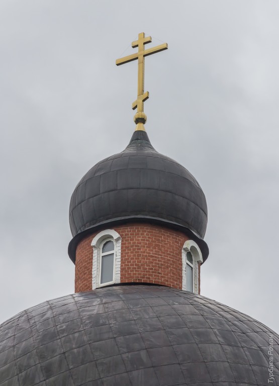 Макарово. Церковь Николая Чудотворца. архитектурные детали, Завершение основного объема