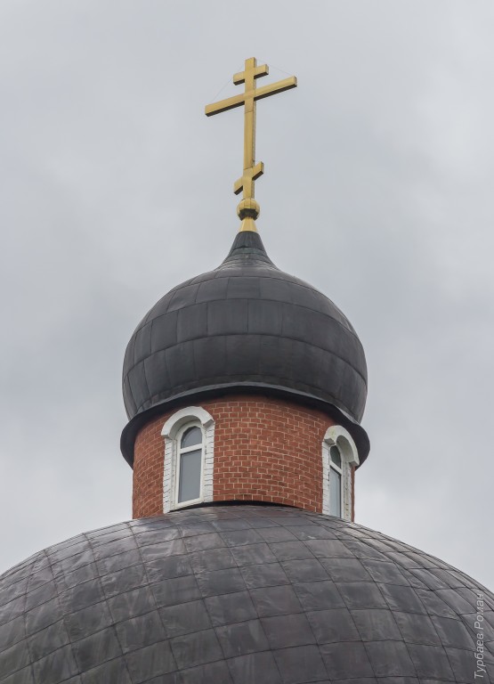 Церковь Николая Чудотворца, Макарово (Черноголовский городской округ, Московская область). архитектурные детали, Завершение основного объема