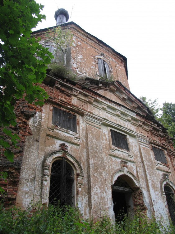 Церковь Климента, папы Римского, Заполье (Ям-Тёсовское с/п) (Лужский район, Ленинградская область). архитектурные детали
