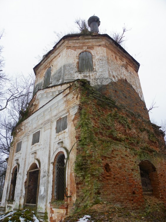 Заполье (Ям-Тёсовское с/п). Церковь Климента, папы Римского. фасады