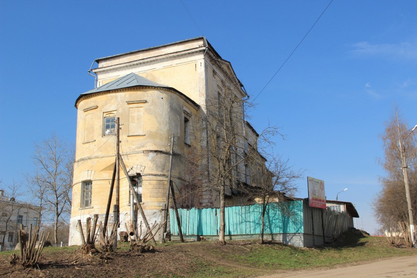 Торжок. Церковь Успения Пресвятой Богородицы. фасады