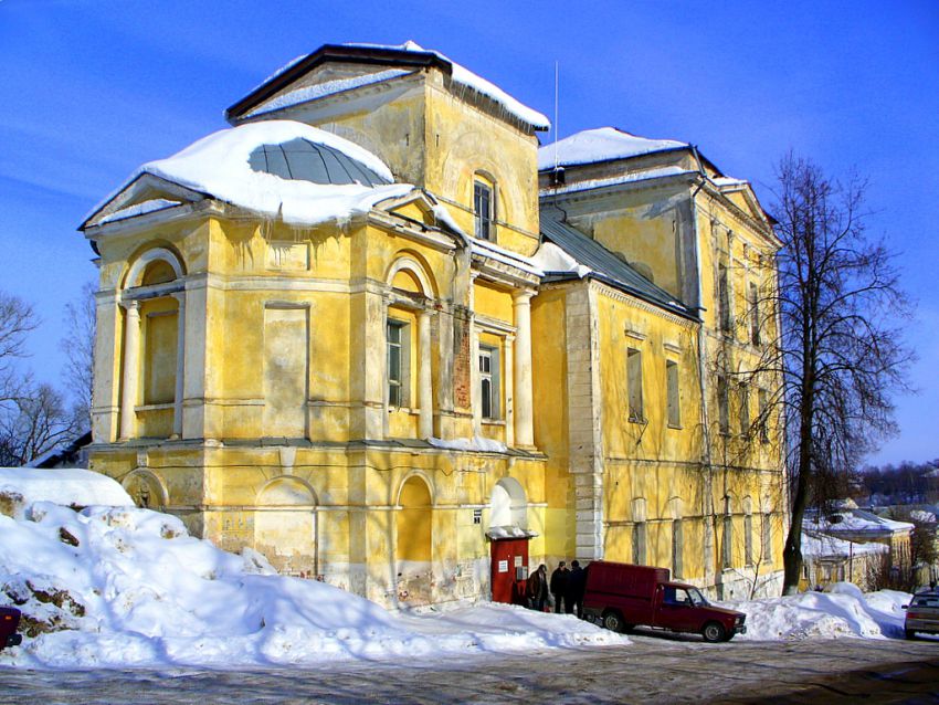 Торжок. Церковь Успения Пресвятой Богородицы. фасады