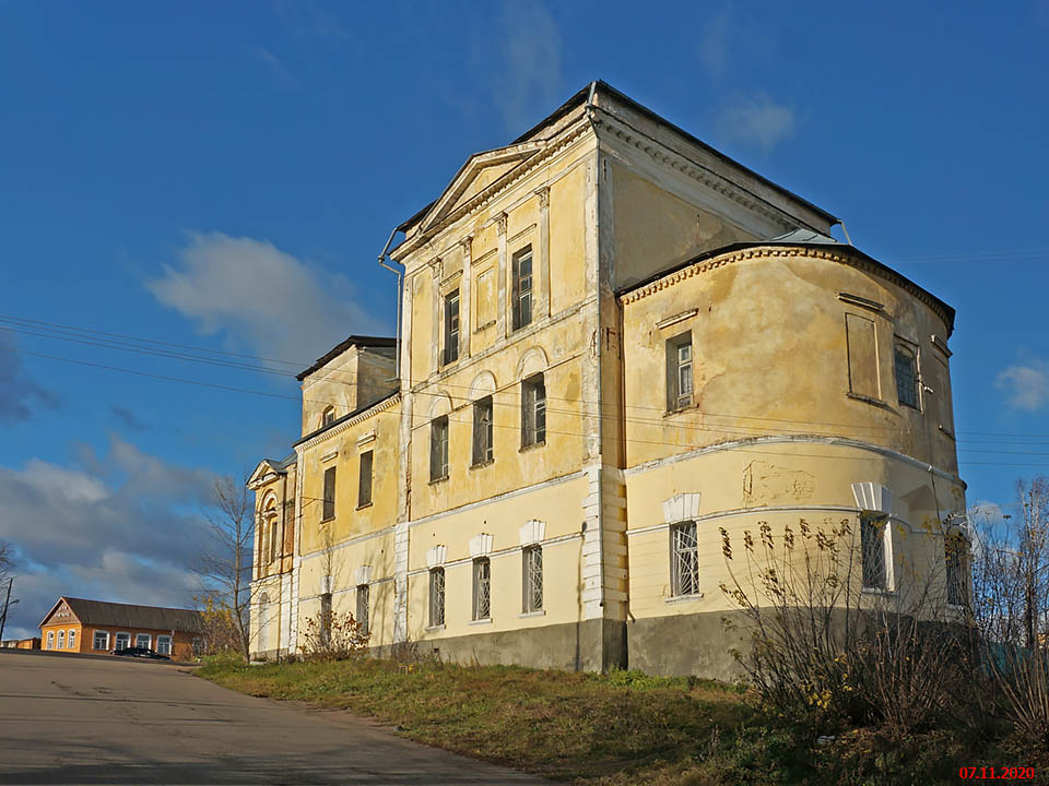 Торжок. Церковь Успения Пресвятой Богородицы. фасады