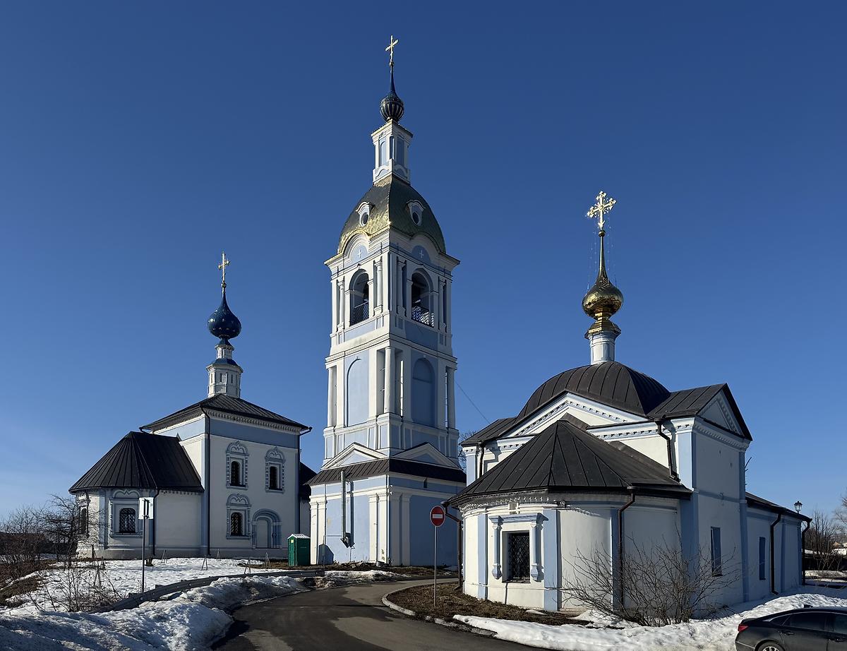 Вид с северо-востока, фасады. Храмовый комплекс Знаменского прихода, Суздаль (Суздальский район, Владимирская область)