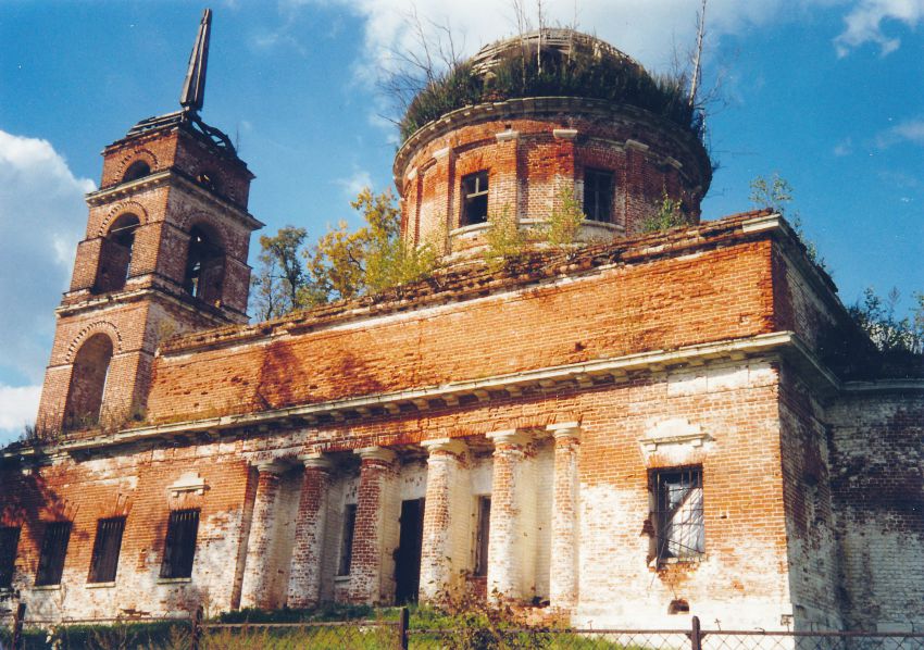 Починки. Церковь Михаила Архангела. фасады