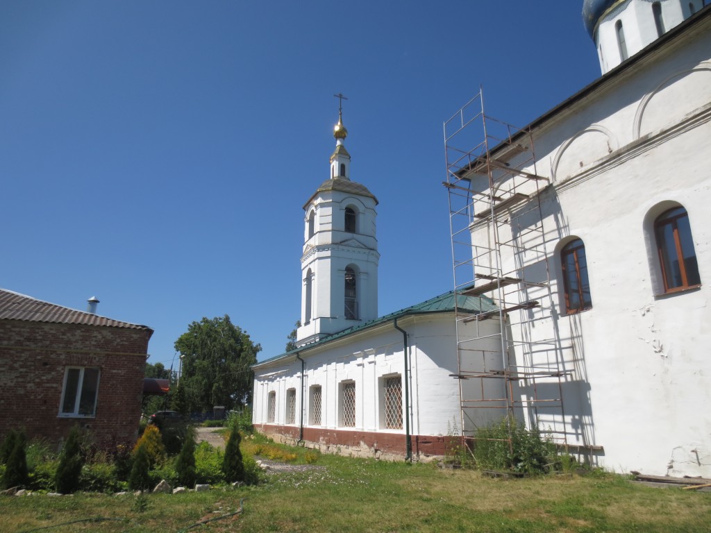 Церковь Успения Пресвятой Богородицы, Малино (Ступинский городской округ, Московская область). архитектурные детали
