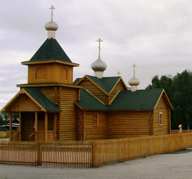 Лоухи. Церковь Серафима Саровского. фасады