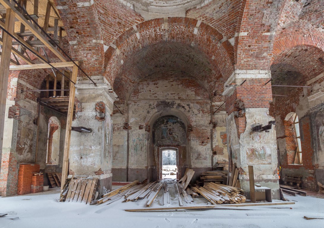 Церковь Рождества Пресвятой Богородицы (каменная), Верховлянь (Ступинский городской округ, Московская область). интерьер и убранство