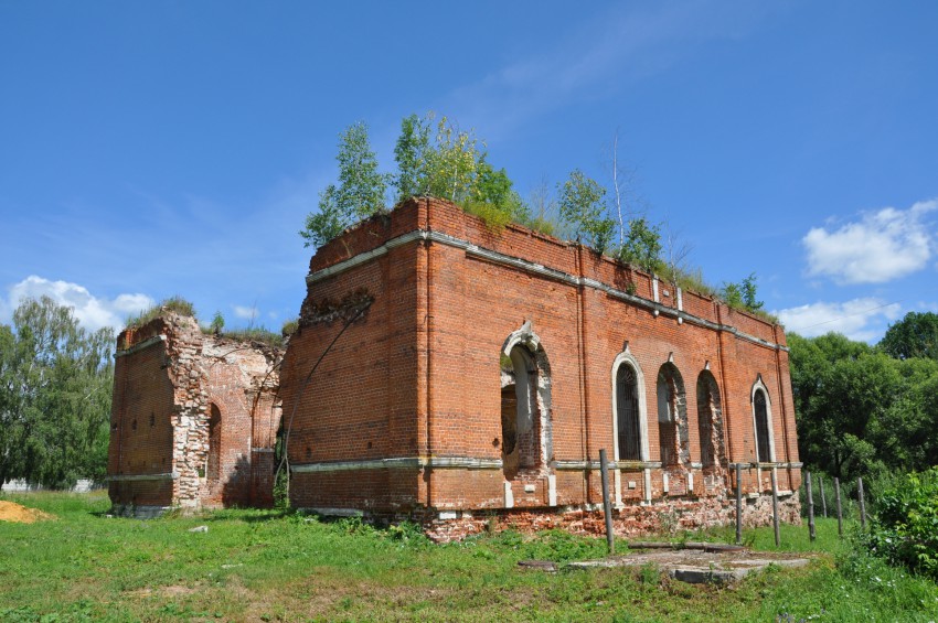 Церковь Рождества Христова в Борзецове (старая), Малино (Ступинский городской округ, Московская область). фасады