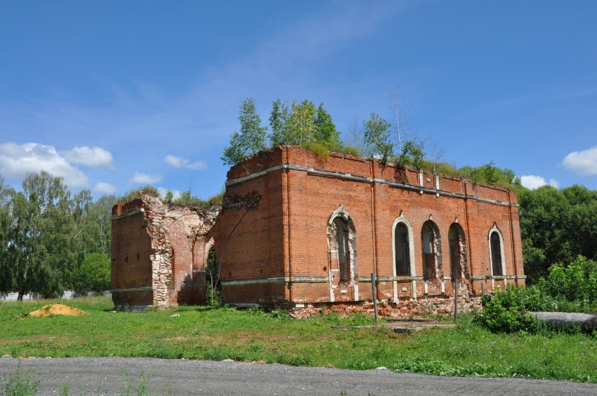 Церковь Рождества Христова в Борзецове (старая), Малино (Ступинский городской округ, Московская область). фасады