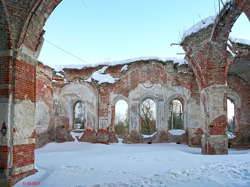 Церковь Рождества Христова в Борзецове (старая), Малино (Ступинский городской округ, Московская область). интерьер и убранство