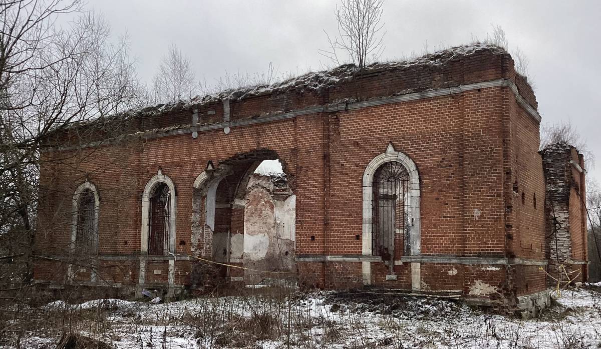 Вид с севера, фасады. Церковь Рождества Христова в Борзецове (старая), Малино (Ступинский городской округ, Московская область)