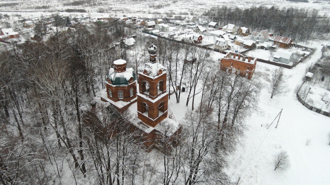 Церковь Рождества Пресвятой Богородицы, Старое (Ступинский городской округ, Московская область). общий вид в ландшафте