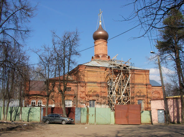 Знаменский женский монастырь. Церковь Троицы Живоначальной., Ковров (Ковровский район и г. Ковров, Владимирская область). общий вид в ландшафте