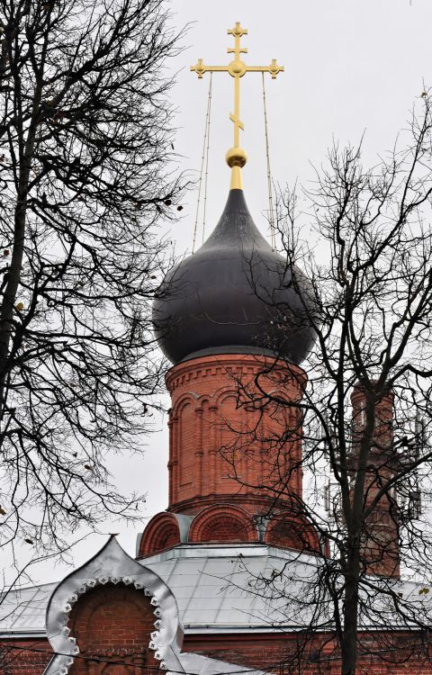 Ковров. Знаменский женский монастырь. Церковь Троицы Живоначальной.. архитектурные детали