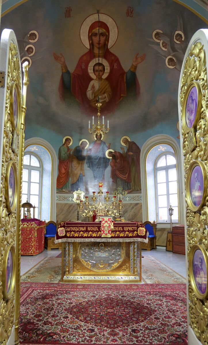 Церковь Феодоровской иконы Божией Матери, Ковров (Ковровский район и г. Ковров, Владимирская область). интерьер и убранство, Алтарь храма