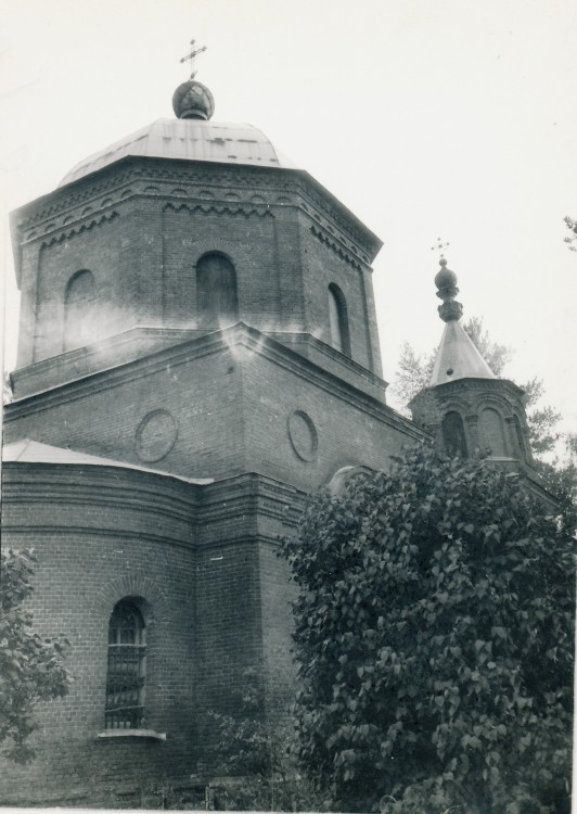 Березино. Церковь Димитрия Солунского. фасады