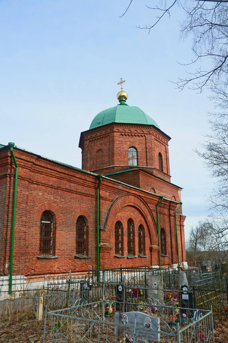 Церковь Димитрия Солунского, Березино (Калининский район, Тверская область). архитектурные детали