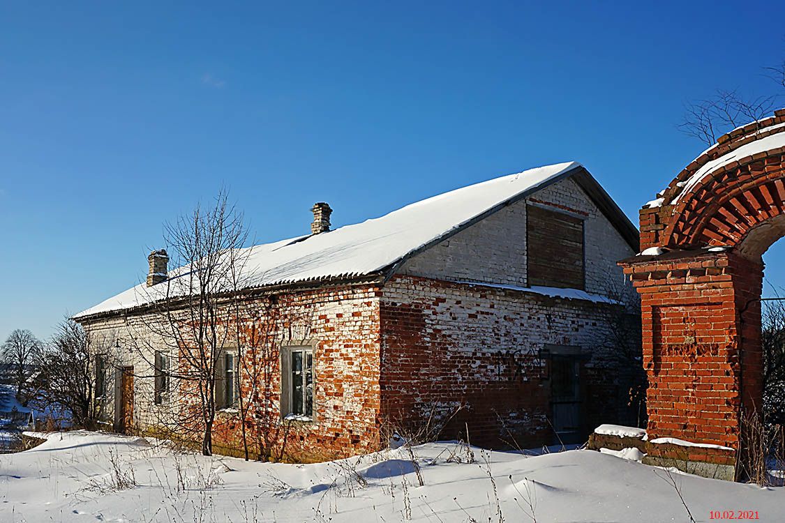 Церковь Покрова Пресвятой Богородицы, Алексеевское (Вышневолоцкий район и г. Вышний Волочёк, Тверская область). фасады, Сторожка