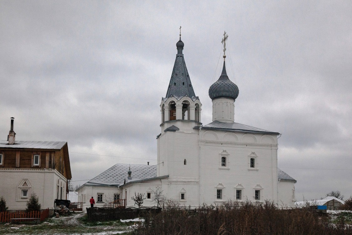 Красная Грива, урочище. Знаменский женский монастырь. Церковь иконы Божией Матери 