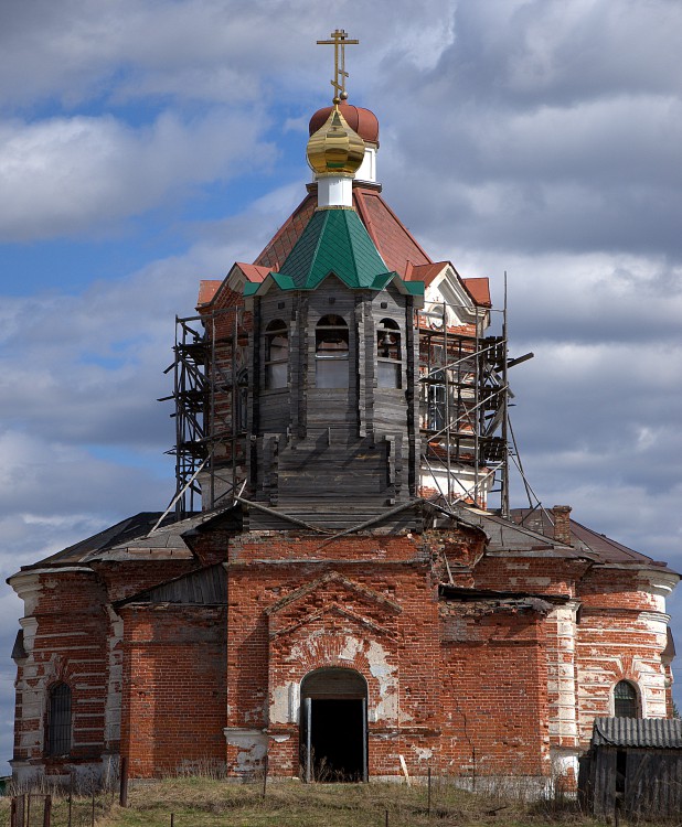 Церковь Димитрия Солунского, Зачачье (Холмогорский район, Архангельская область). фасады
