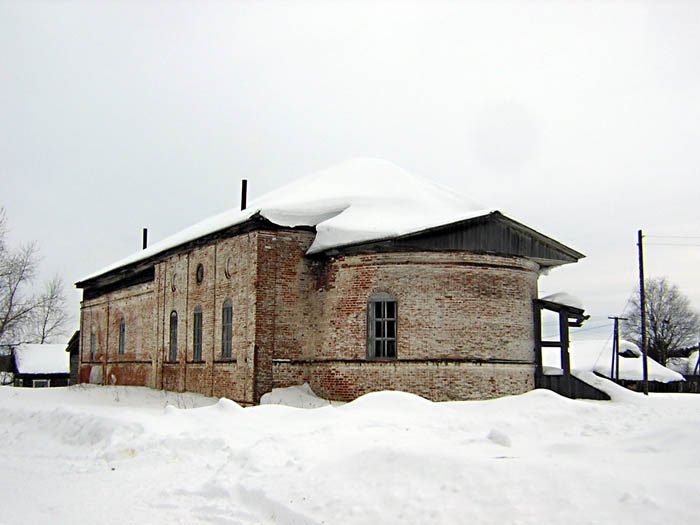 Верхняя Уфтюга. Церковь Троицы Живоначальной. фасады