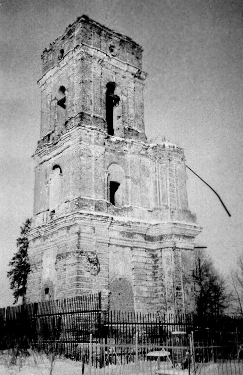 Свитино (Вороновского с/о). Церковь Успения Пресвятой Богородицы. фасады