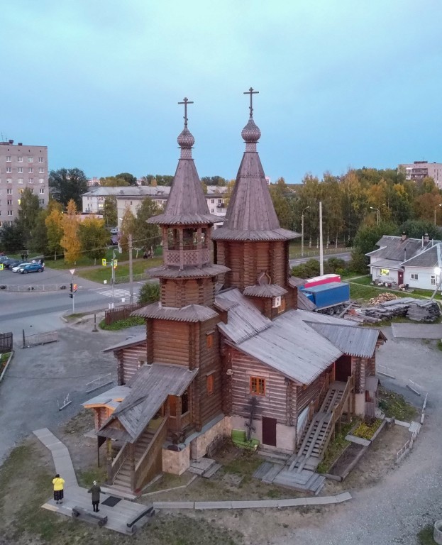 Архангельск. Церковь Александра Невского на подворье Артемиево-Веркольского монастыря. фасады