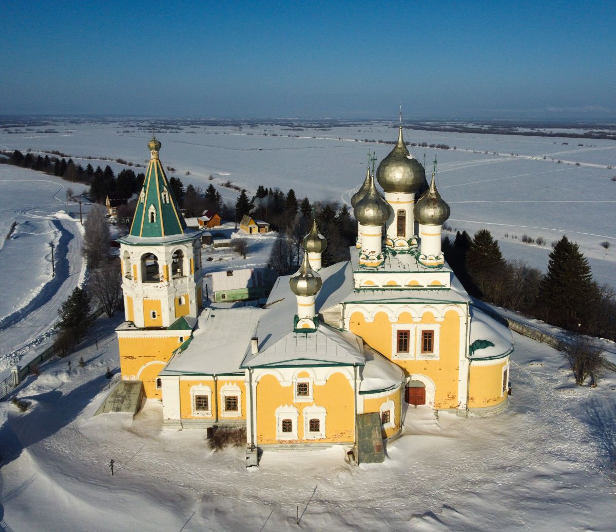 Церковь Воскресения Христова, Хетка (Верхние Матигоры) (Холмогорский район, Архангельская область). фасады