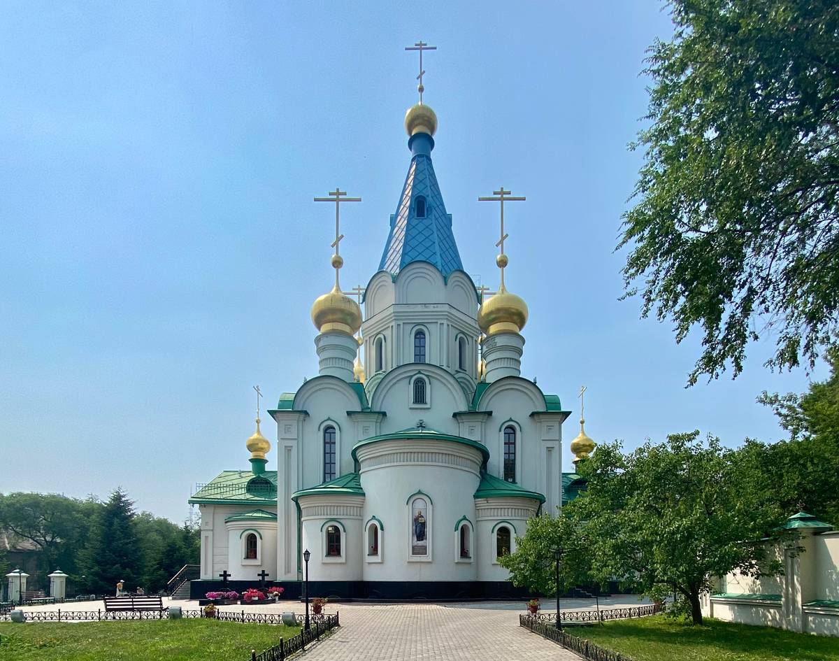 Вид с востока, фасады. Кафедральный собор Благовещения Пресвятой Богородицы (новый), Благовещенск (Благовещенск, город, Амурская область)