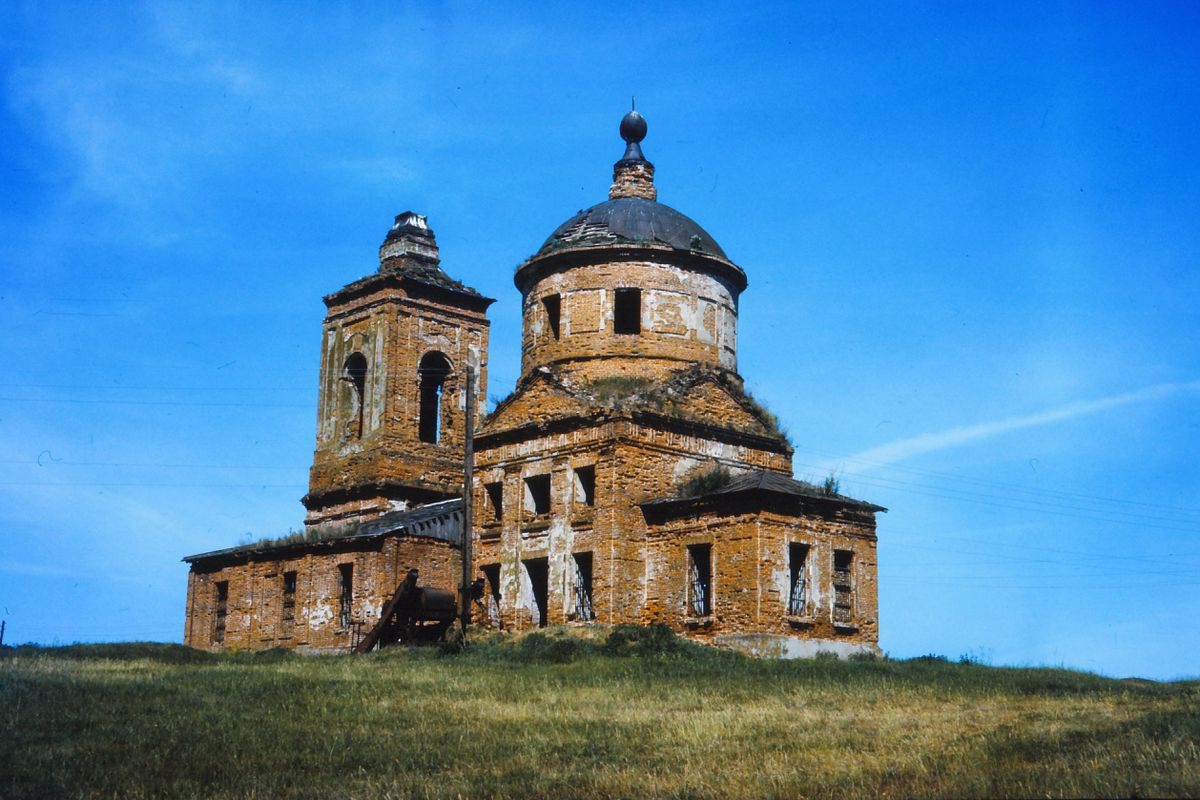 Церковь Рождества Христова, Вялицы (Перемышльский район, Калужская область). фасады