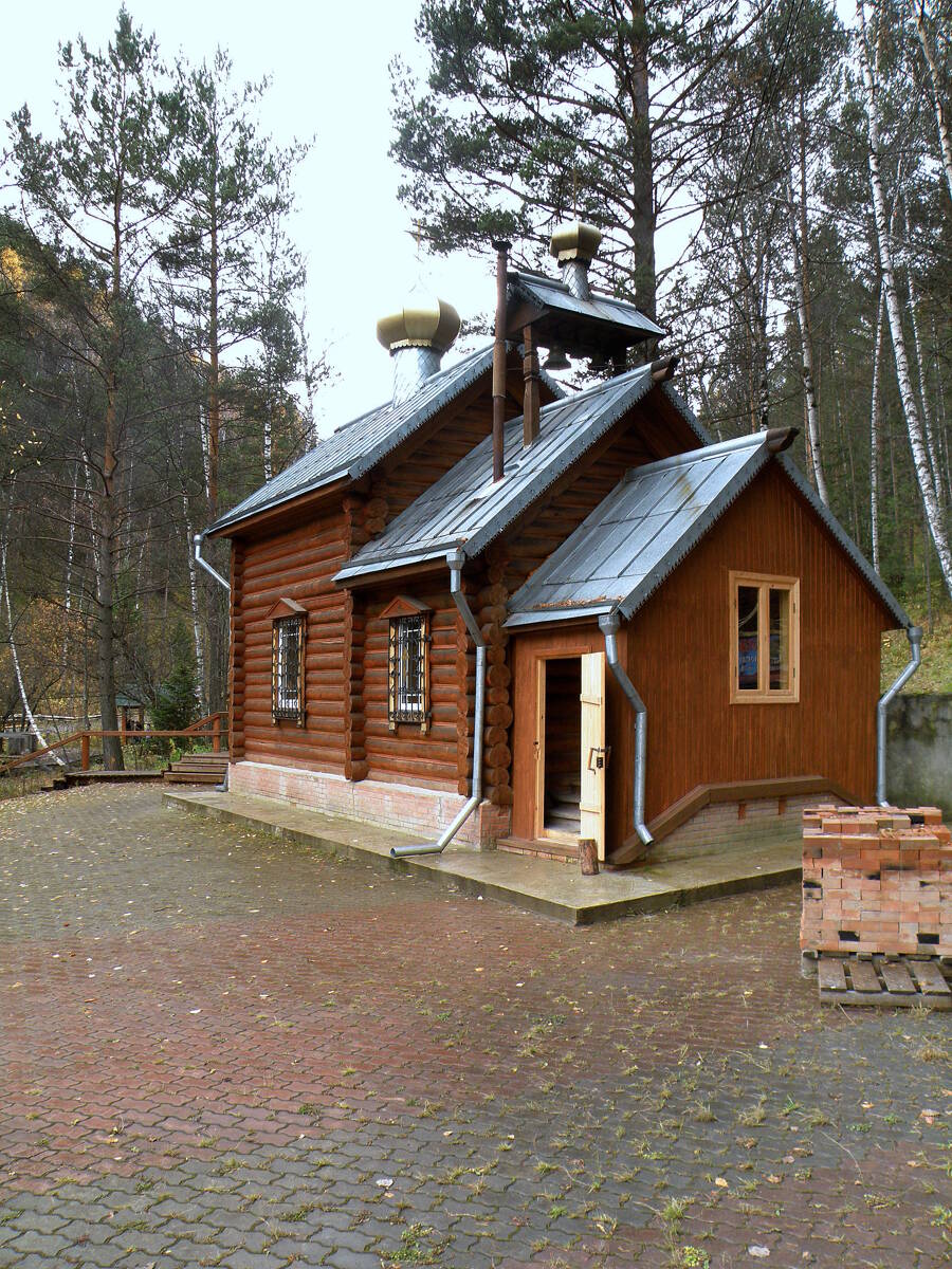 Часовня Иннокентия, митрополита Московского, Кордон Лалетино (Берёзовский район, Красноярский край). фасады