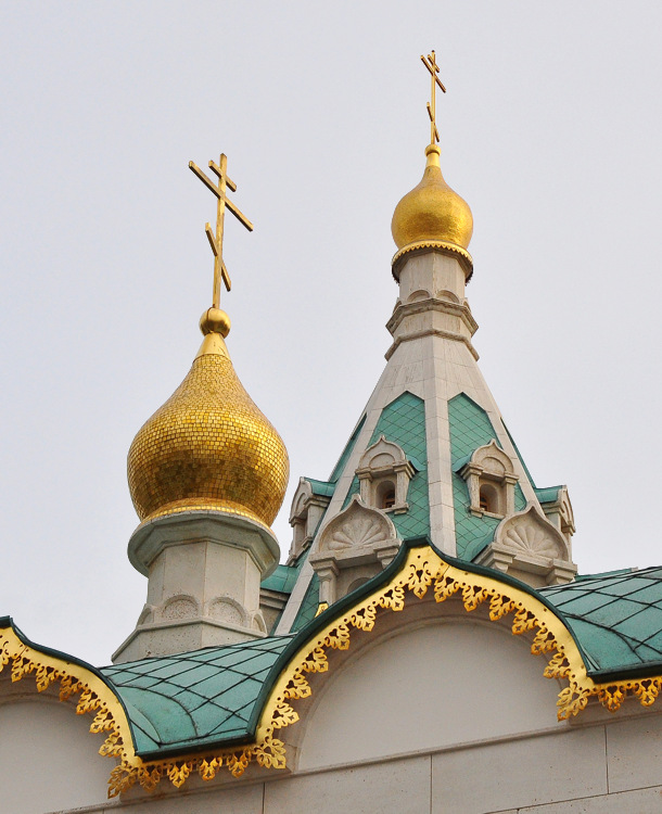 Церковь Екатерины при посольстве России, Рим (Италия, Прочие страны). архитектурные детали, Православные кресты в Вечном городе