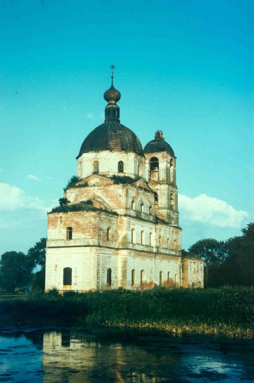 Церковь Рождества Христова, Якимовское (Ростовский район, Ярославская область). фасады