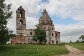 Якимовское. Церковь Рождества Христова