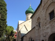 Бари. Николая Чудотворца (храм-подворье), церковь