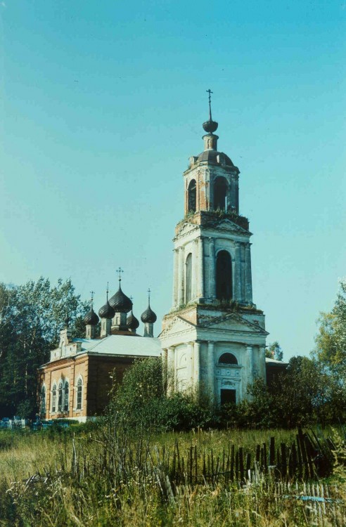 Николо-Ям. Церковь Николая Чудотворца. фасады, фото 1994