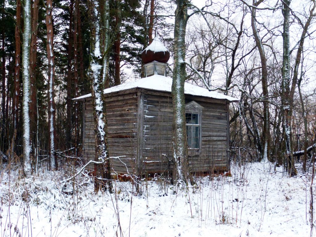 Спирово. Неизвестная часовня. фасады