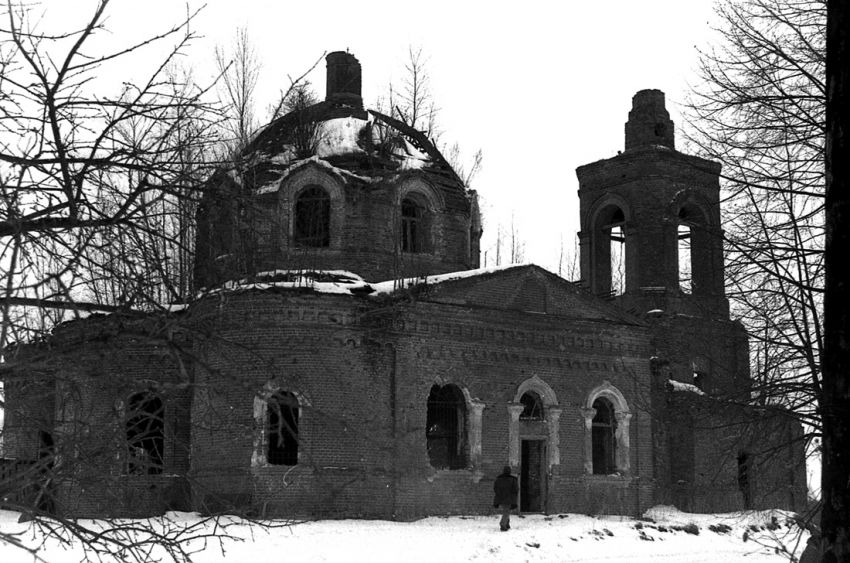 Бухолово. Церковь Рождества Пресвятой Богородицы. архивная фотография